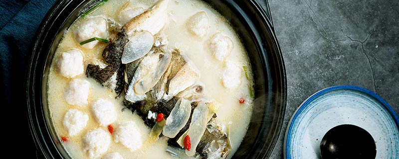 奶汤锅子鱼是哪个菜系的,奶汤锅子鱼是属于什么菜系的
